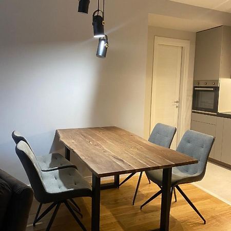 Apartman Vt Central Point Подгорица Екстериор снимка