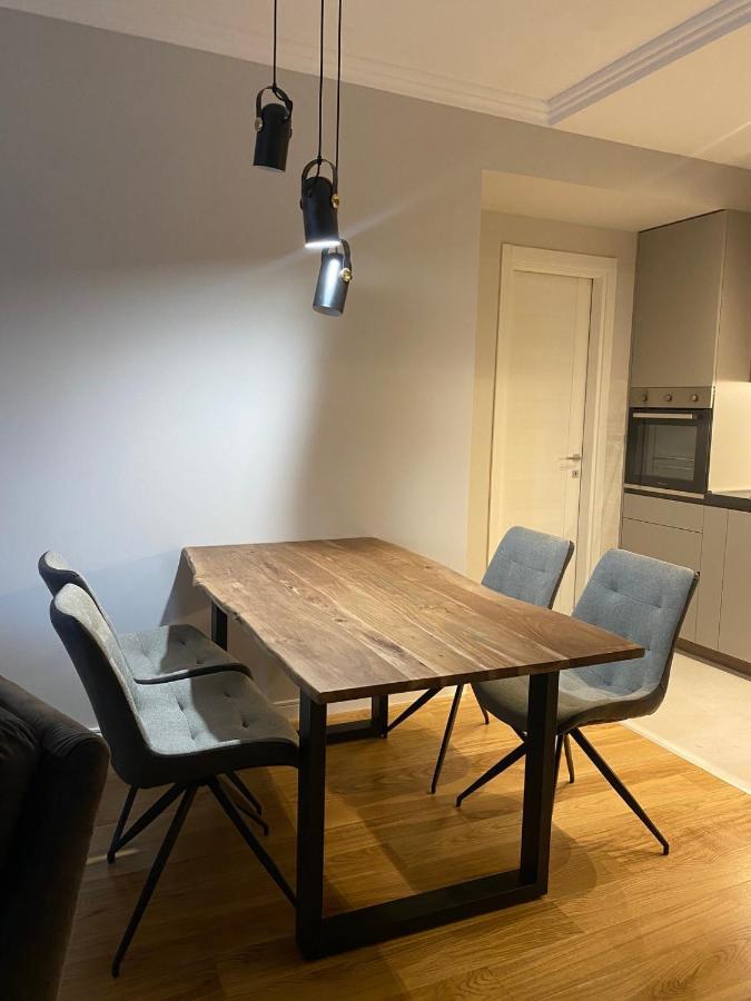 Apartman Vt Central Point Подгорица Екстериор снимка